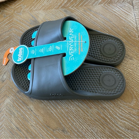 NWT Men’s Totes Everywear Black Slide Sandals (11) - Picture 9 of 9